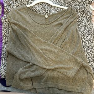 Green wishlist top size medium/large